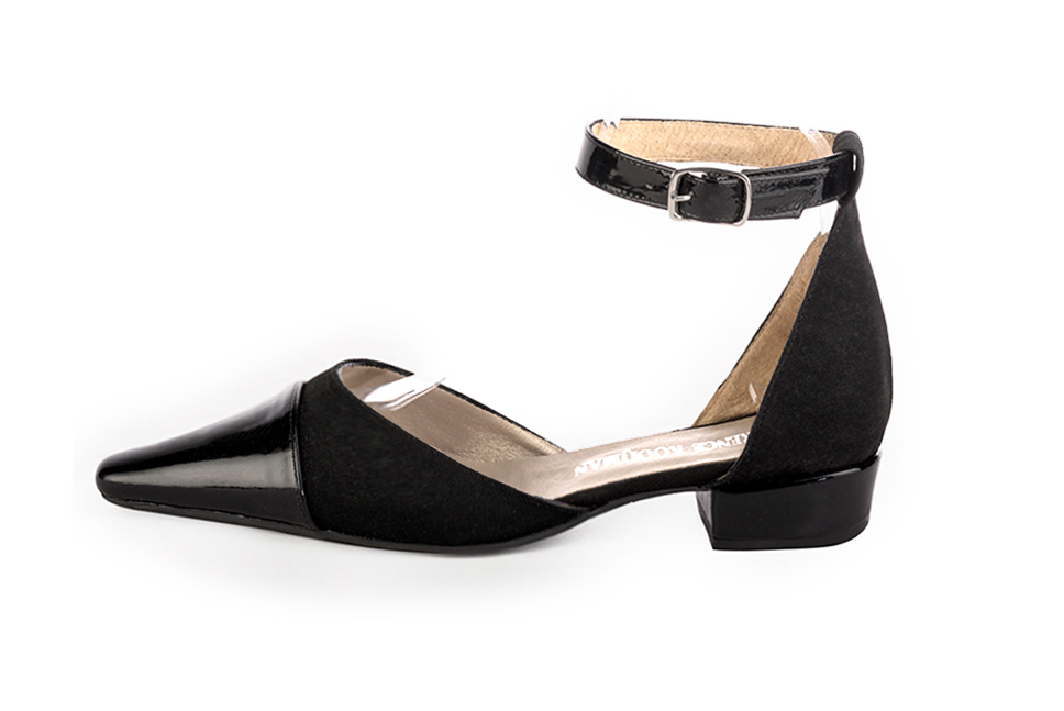 Gloss black and matt black open side elegant shoes, with a strap around the ankle. Tapered toe. Low block heels. - Florence KOOIJMAN